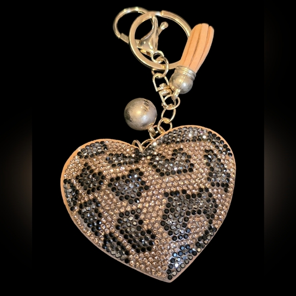 Rhinestone Leopard Heart Bag Charm / Keychain with Tassel - Picture 1 of 2